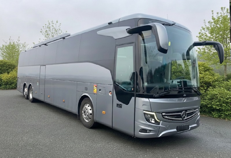 Mercedes-Benz 59-seat coach, exterior