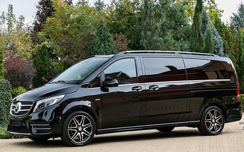 Mercedes-Benz V-Class passenger van, front view